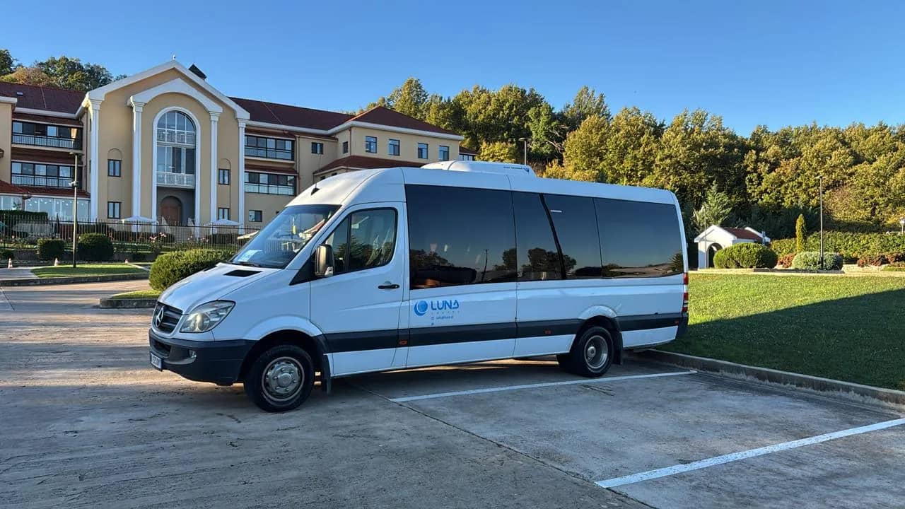 Mercedes-Benz me 20 vende